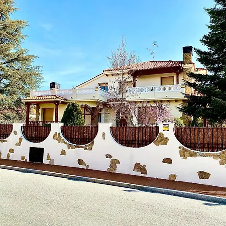 La Casa Del Abeto Azul * Ávila